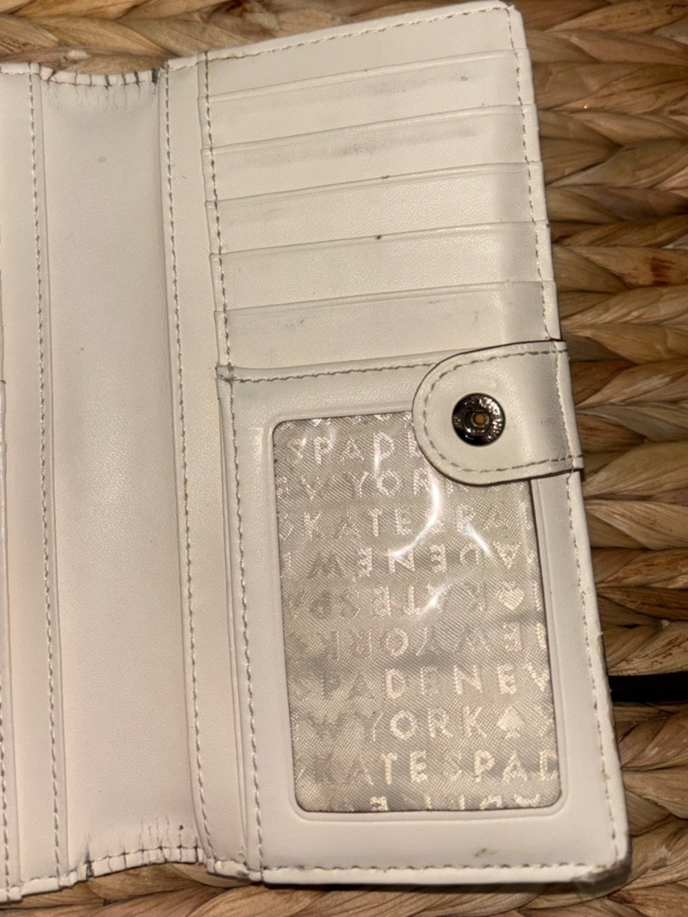 kate spade burgundy saffiano leather zip wallet with gold logo - Picture 6 of 6